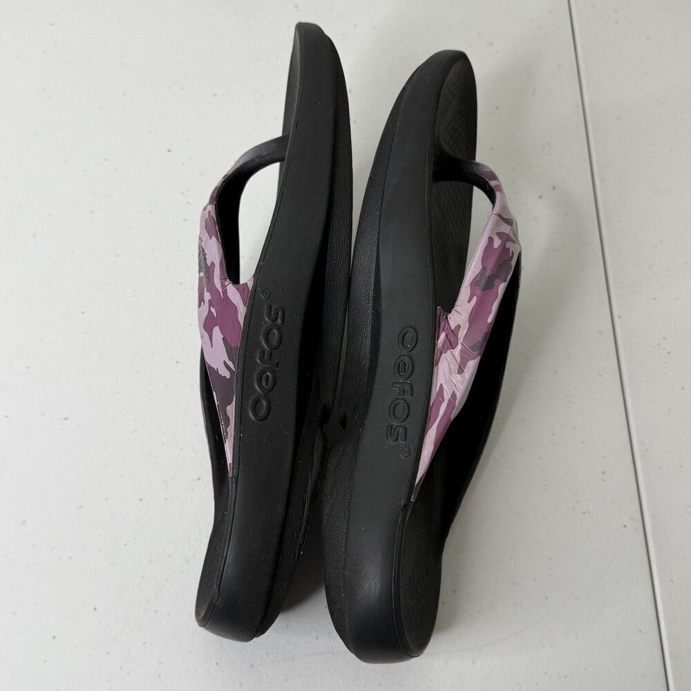OOFOS OOlala Limited Recovery Sandals Womens 9 Purple Camo Flip Flops EU 40 - Picture 6 of 11